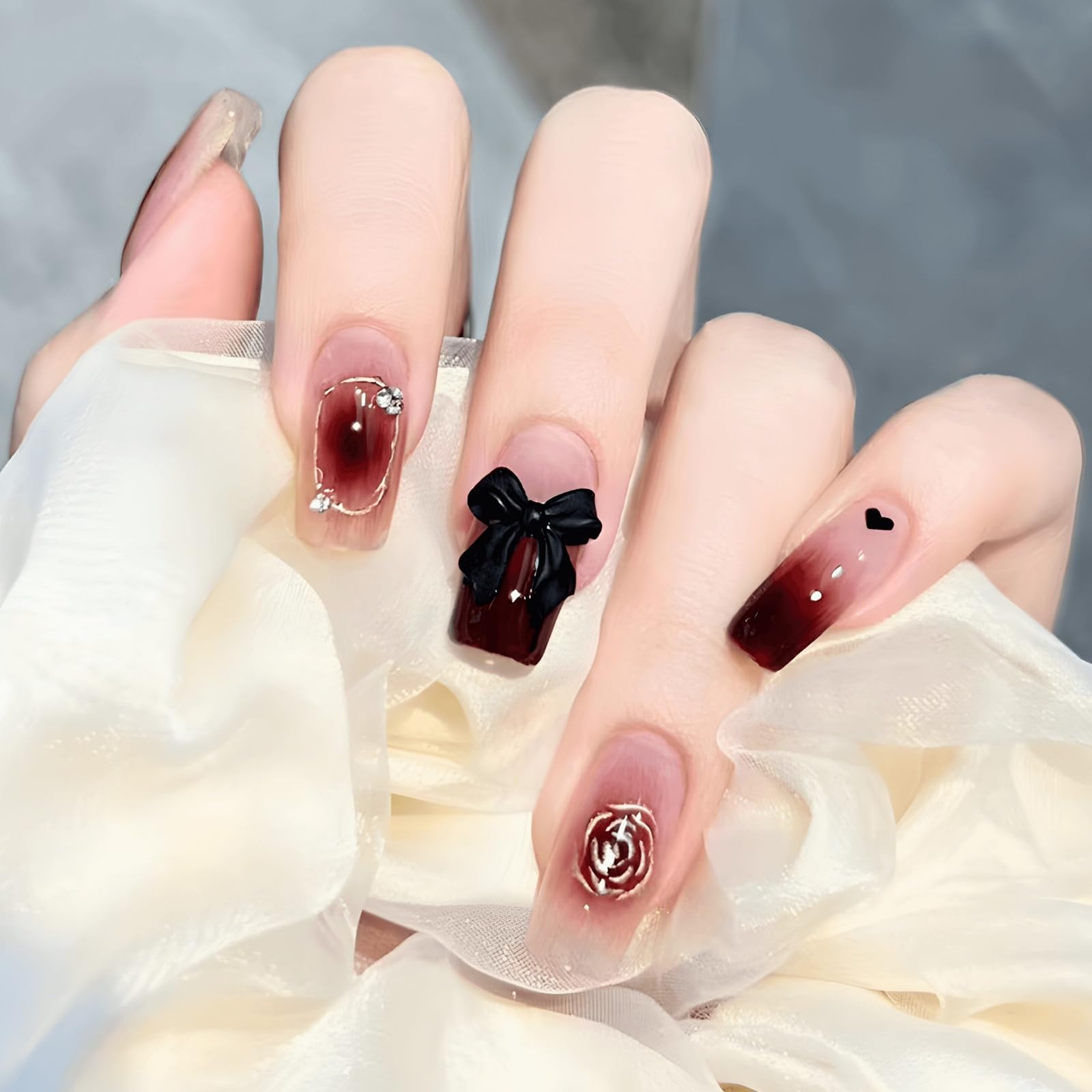 Amazon | COLORBIRD ネイルチップ ショート 24枚 ピンク 黒 ネイル